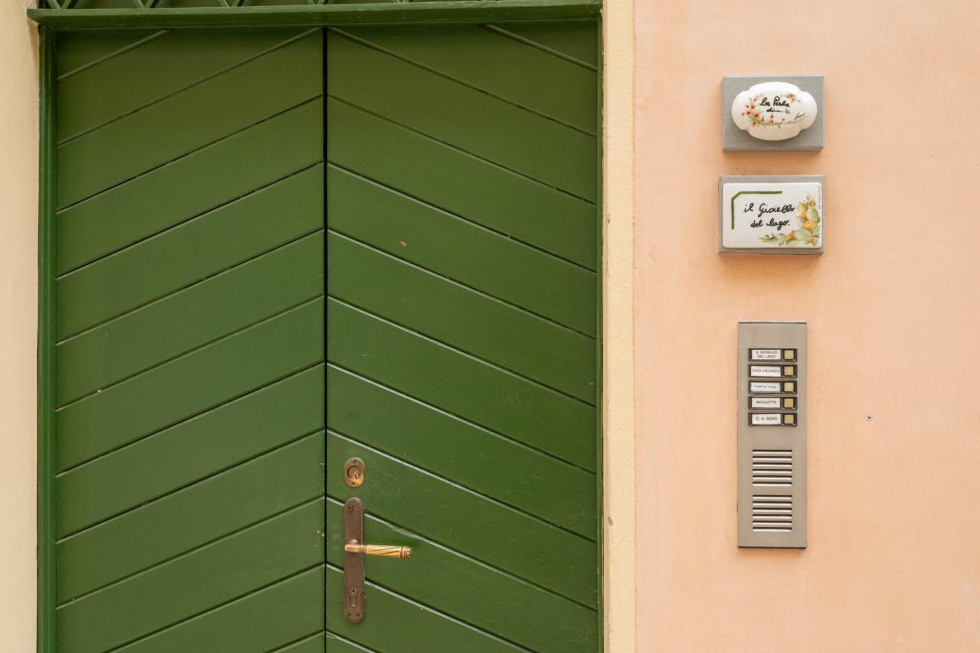 Angelina'S B House Apartment Iseo Luaran gambar
