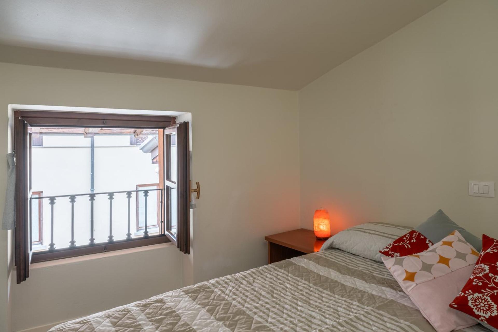 Angelina'S B House Apartment Iseo Luaran gambar